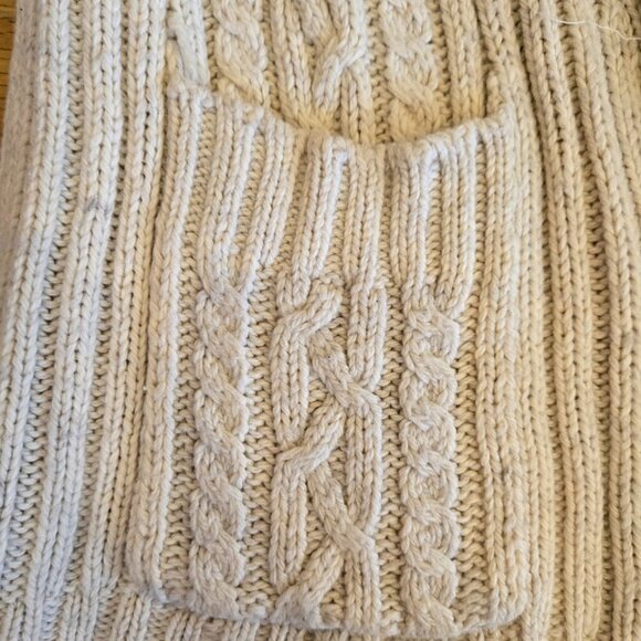 Aeropostale Cream Cable Knit Sweater Vest Size Small - Picture 2 of 7